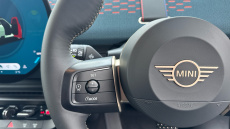 MINI Aceman 135kW E Classic 43kWh 5dr Auto Electric Hatchback